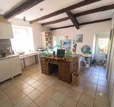 Maison traditionnelle de 194 m2 sur la commune de Meyras 073