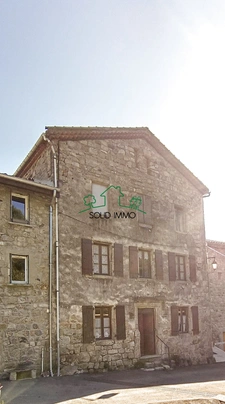 Vente Maison Traditionnelle de 95 m2 dans le village authent