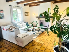 Maison traditionnelle d'une superficie habitable de 196 m2 s