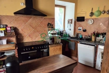 Bâtisse en pierre sur la commune de Labastide sur Besorgues 