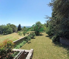 Maison en pierre de 56 m2 avec terrain de 392 m2 sur Aubenas