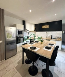 Propriété de 137 m2 sur la commune de Labégude 07200