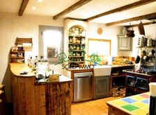 Bastide de Pierre et de Bois d'une superficie de 92 m2 + Gît