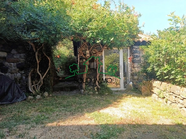 Maison traditionnelle de 194 m2 sur la commune de Meyras 073