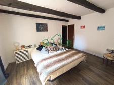 Maison traditionnelle de 194 m2 sur la commune de Meyras 073