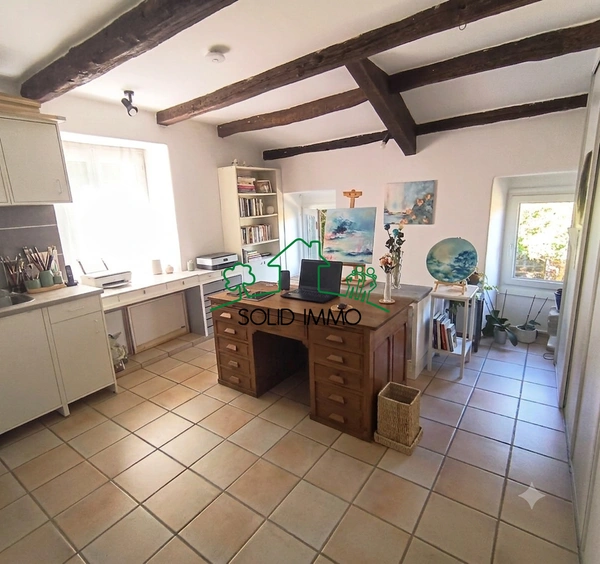 Maison traditionnelle de 194 m2 sur la commune de Meyras 073