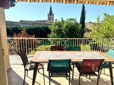 Maison traditionnelle d'une superficie habitable de 196 m2 s