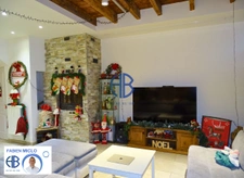 Maison 7 pièce(s) 215 m2