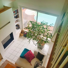 MAISON LUMINEUSE AVEC PISCINE DANS LE QUARTIER RECHERCHE DE 