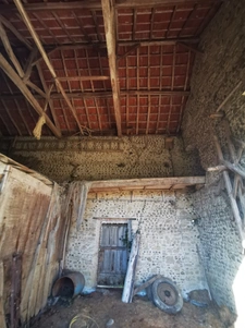 Ancien corps de ferme avec maison bigourdane + 9ha