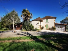 Propriété de 2 maisons avec piscine sur 11ha Armous et Cau (
