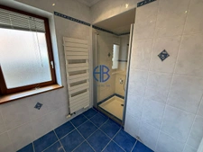 Rare à La Côte-Saint-André : Maison Familiale Spacieuse de 184 m² avec Double Garage
