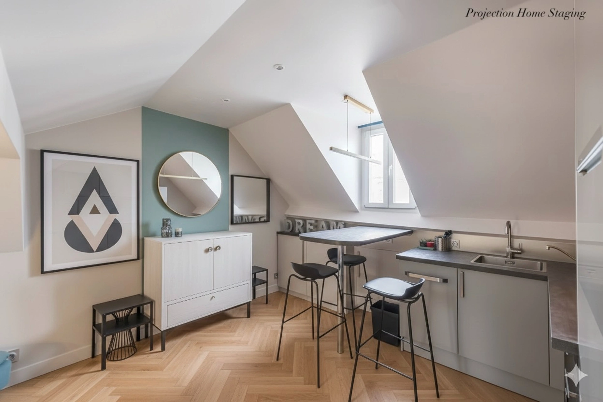 PARIS 1 - RUE DE RIVOLI 1