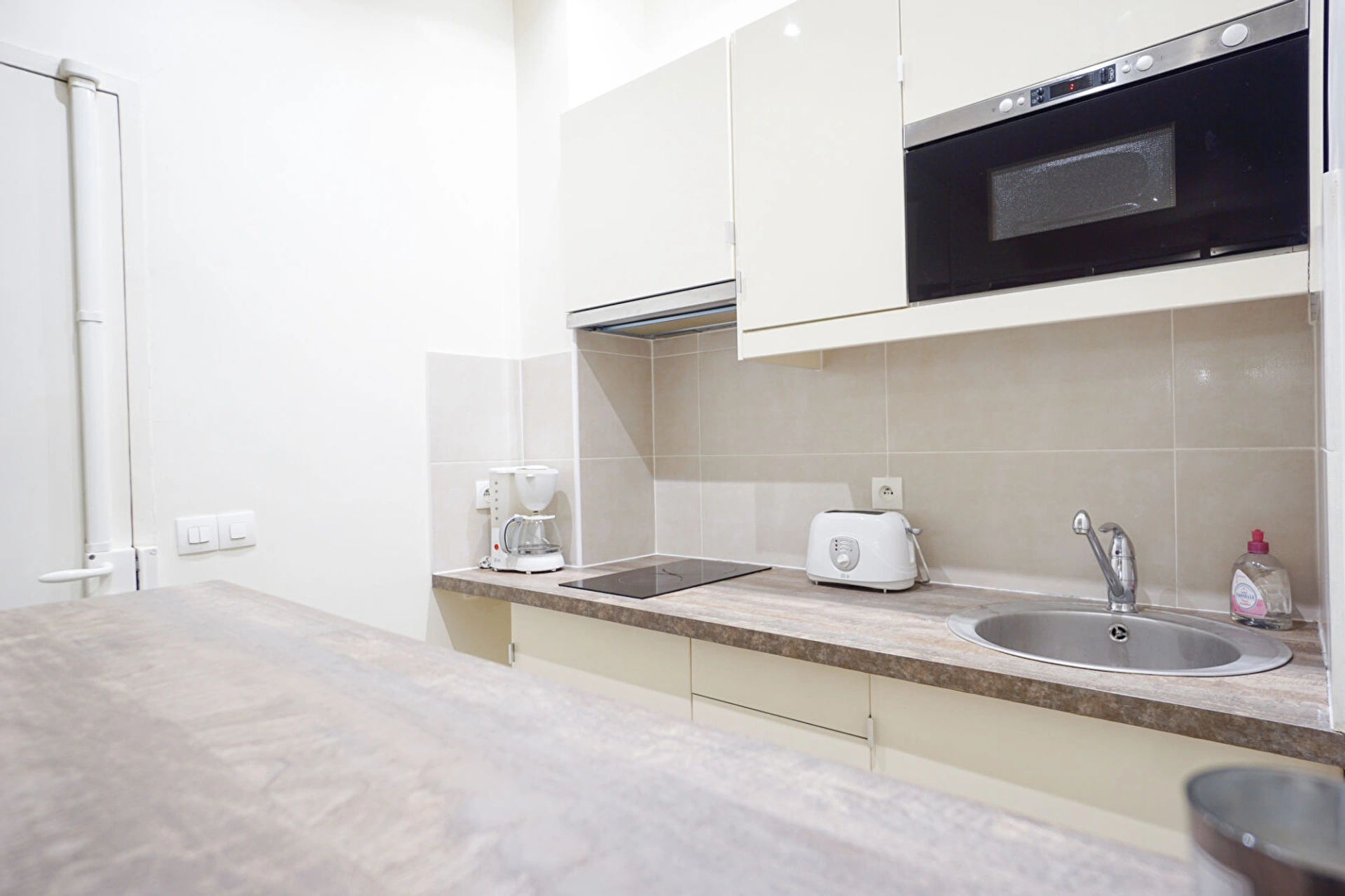 PARIS 17 - Rue de SAUSSURE 3