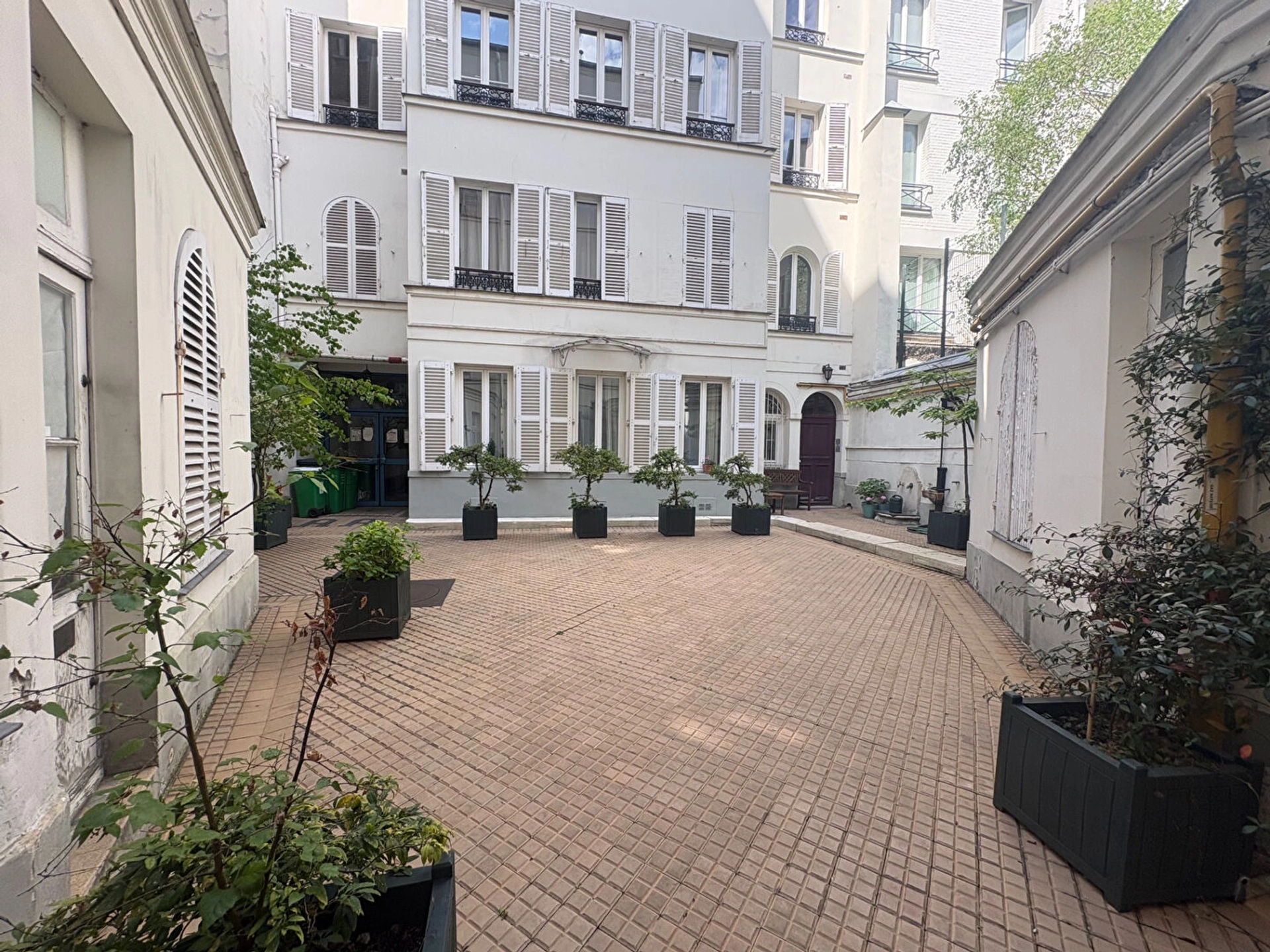 STUDIO PROCHE ARC DE TRIOMPHE 6