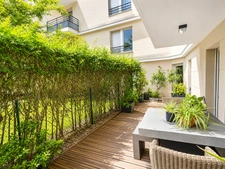 IMMEUBLE RÉCENT - REZ DE JARDIN AVEC TERRASSE 25 M2 6