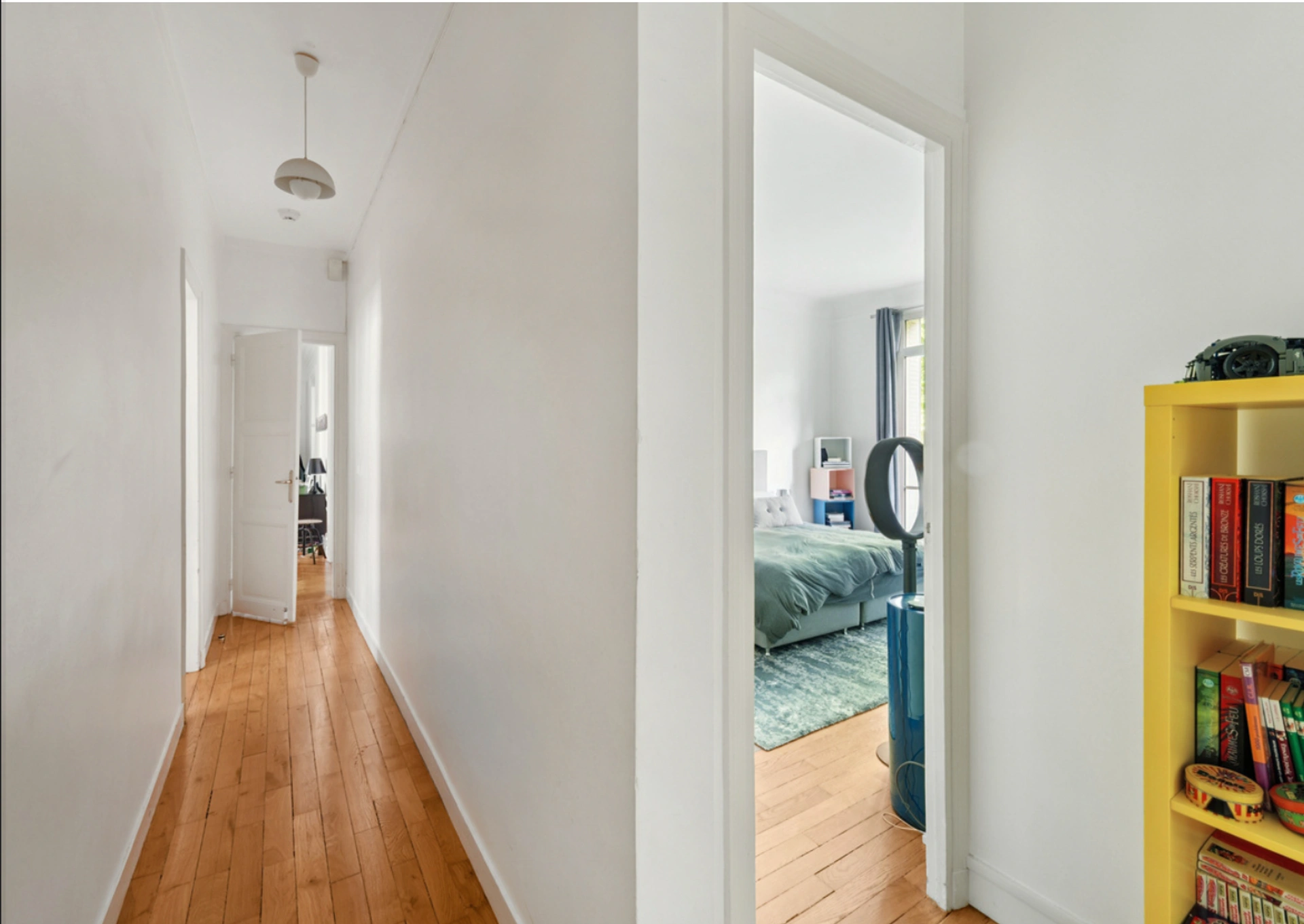 Appartement familial lumineux avec de beaux volumes 10