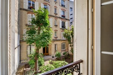 PARIS 17 - LEVIS 9