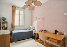 Appartement familial lumineux avec de beaux volumes 7
