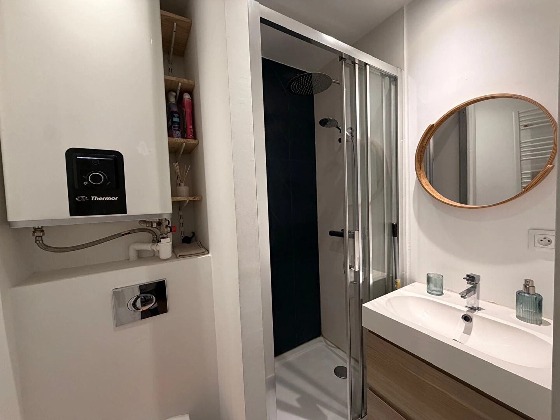 PARIS 17 - RUE BERZELIUS 6