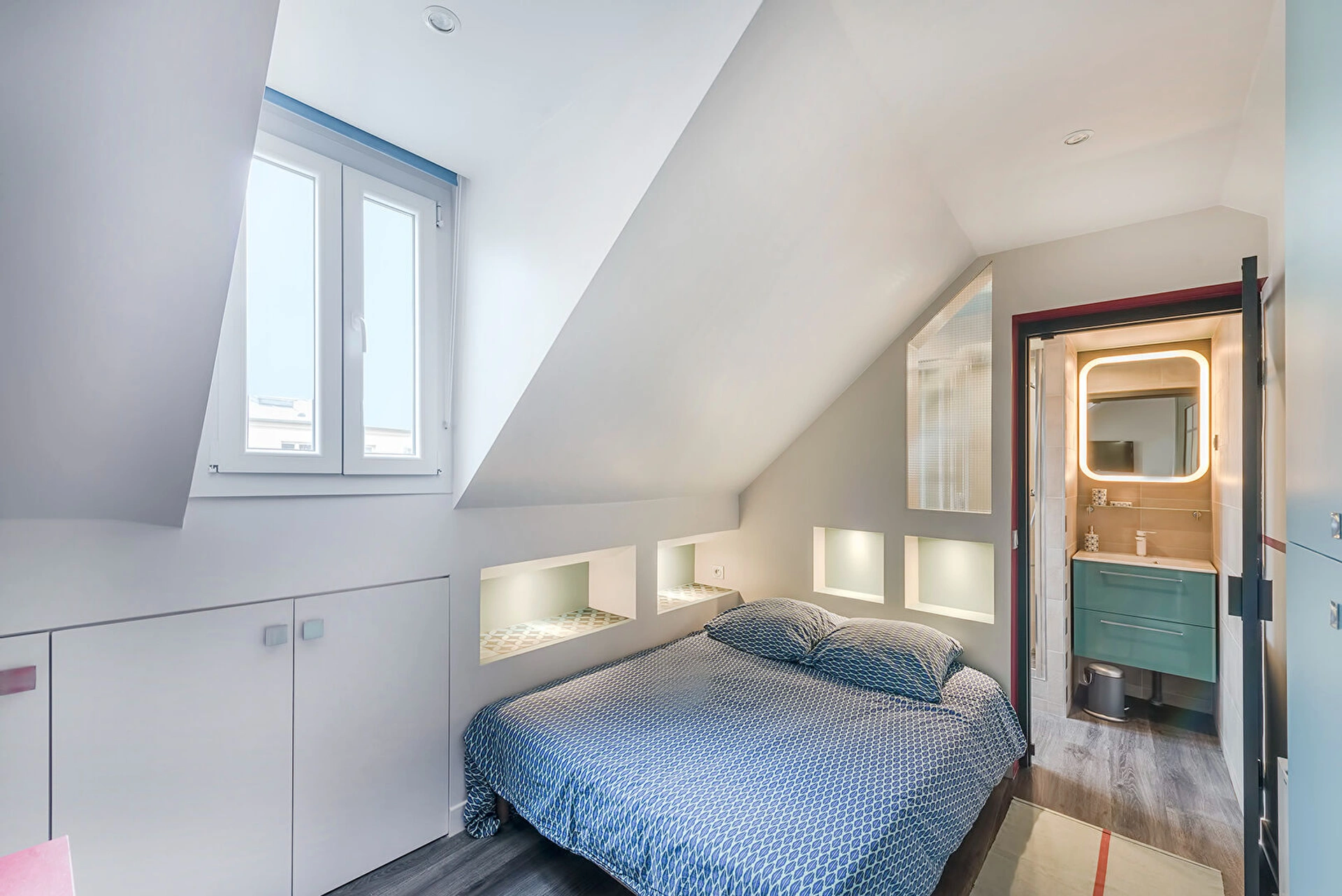 PARIS 1 - RUE DE RIVOLI 5