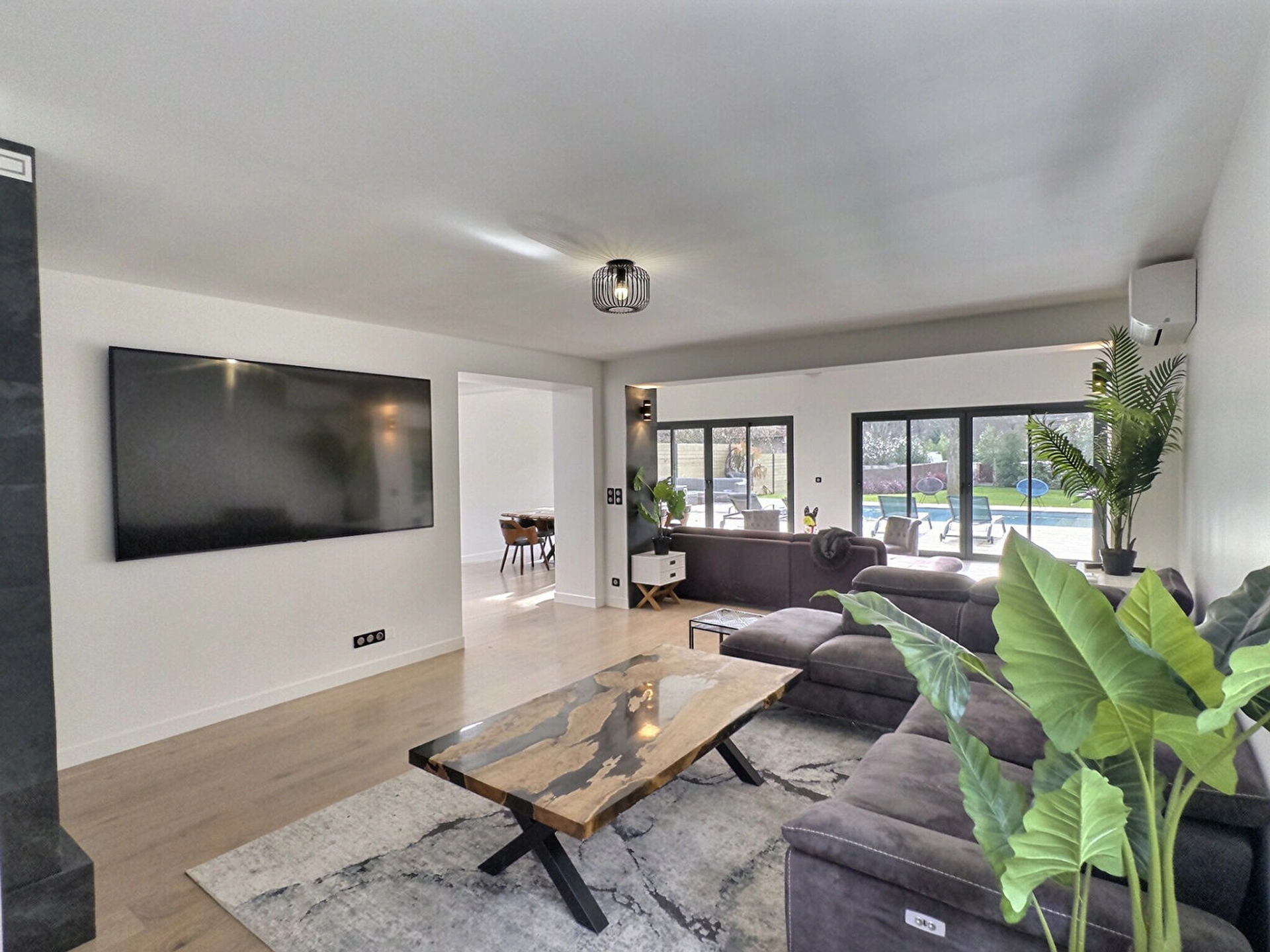 VILLA D'ARCHITECTE - GROSROUVRE 8