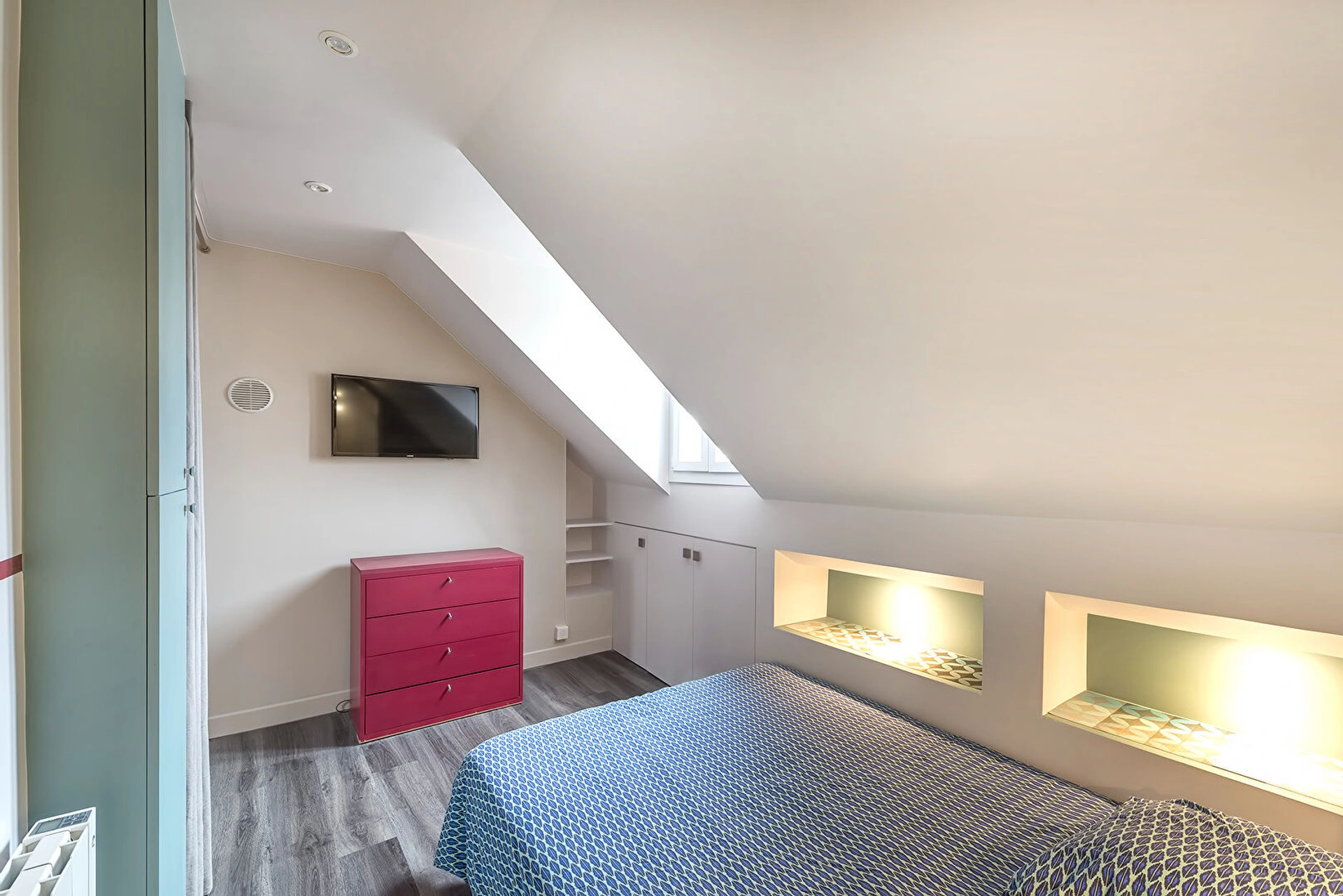 PARIS 1 - RUE DE RIVOLI 6