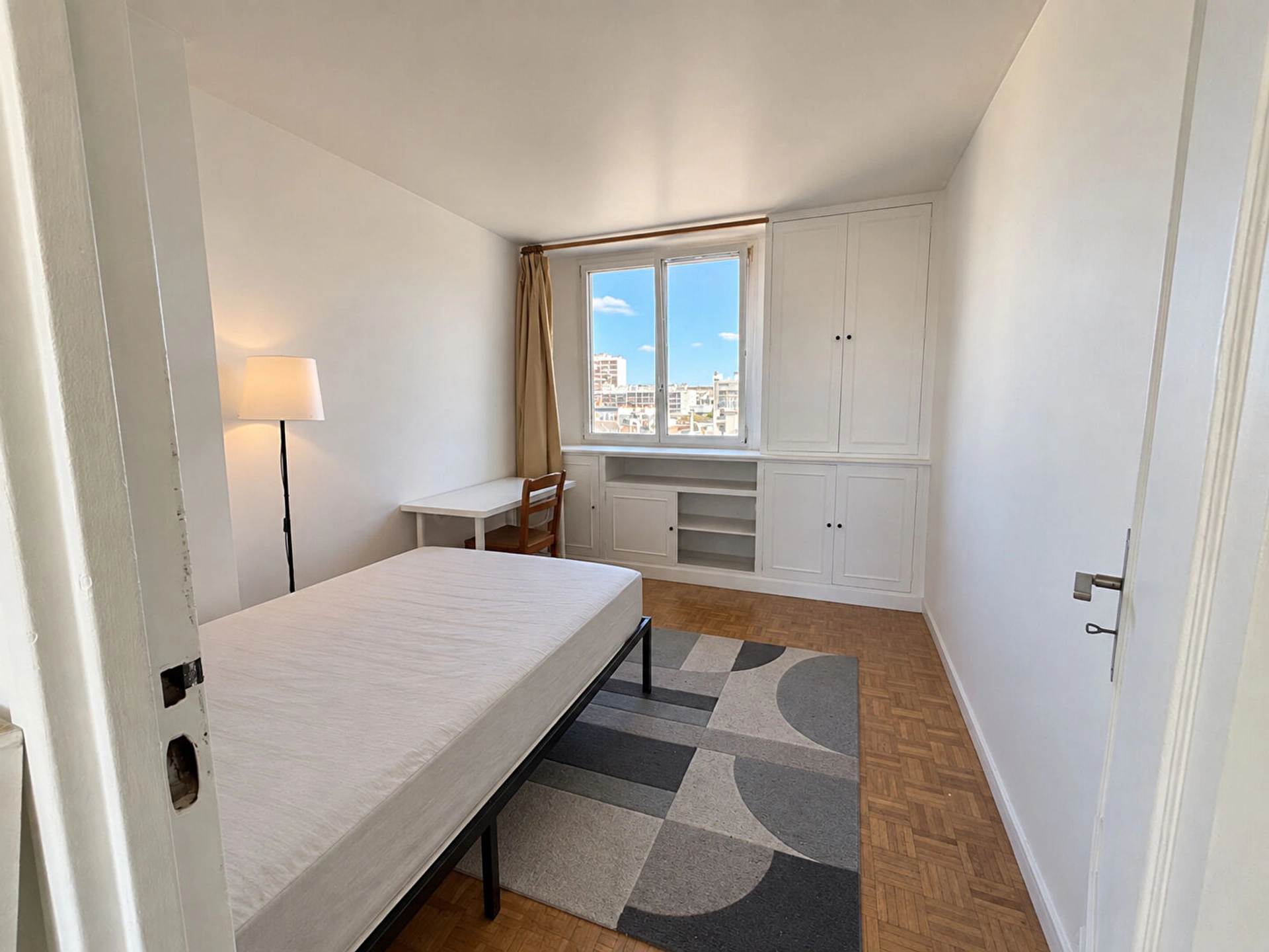 PARIS 17 - RUE POUCHET 9