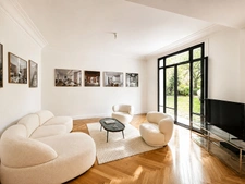 NEUILLY SUR SEINE - VICTOR HUGO 5
