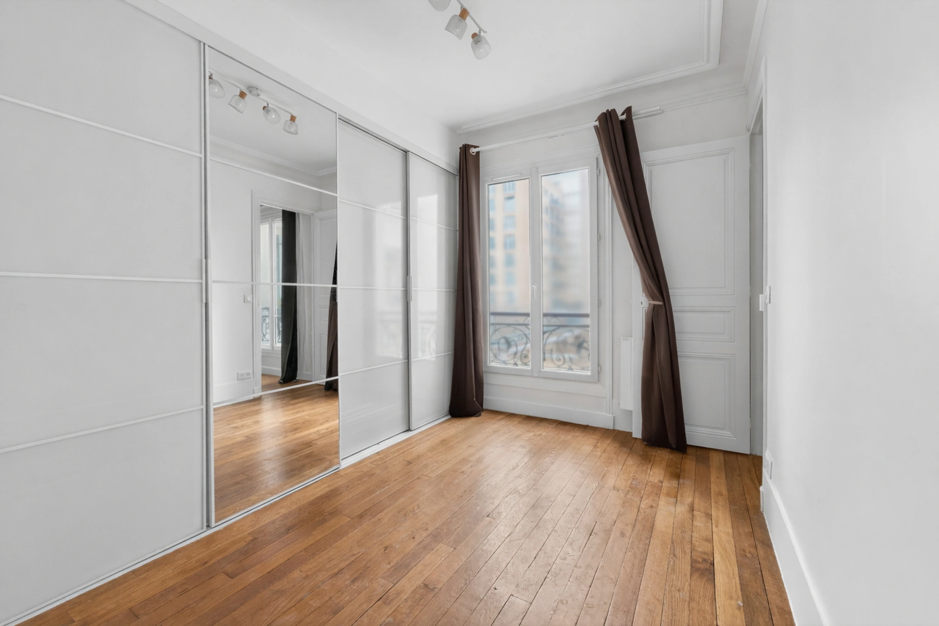 PARIS 17 - Rue cardinet 4