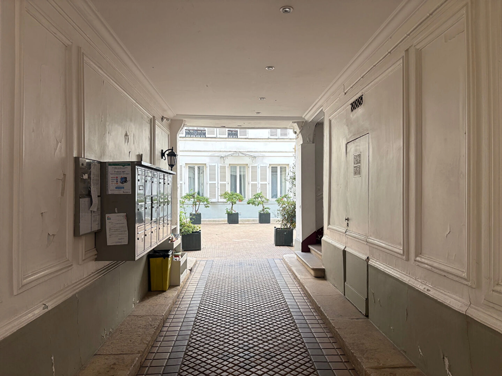 STUDIO PROCHE ARC DE TRIOMPHE 7