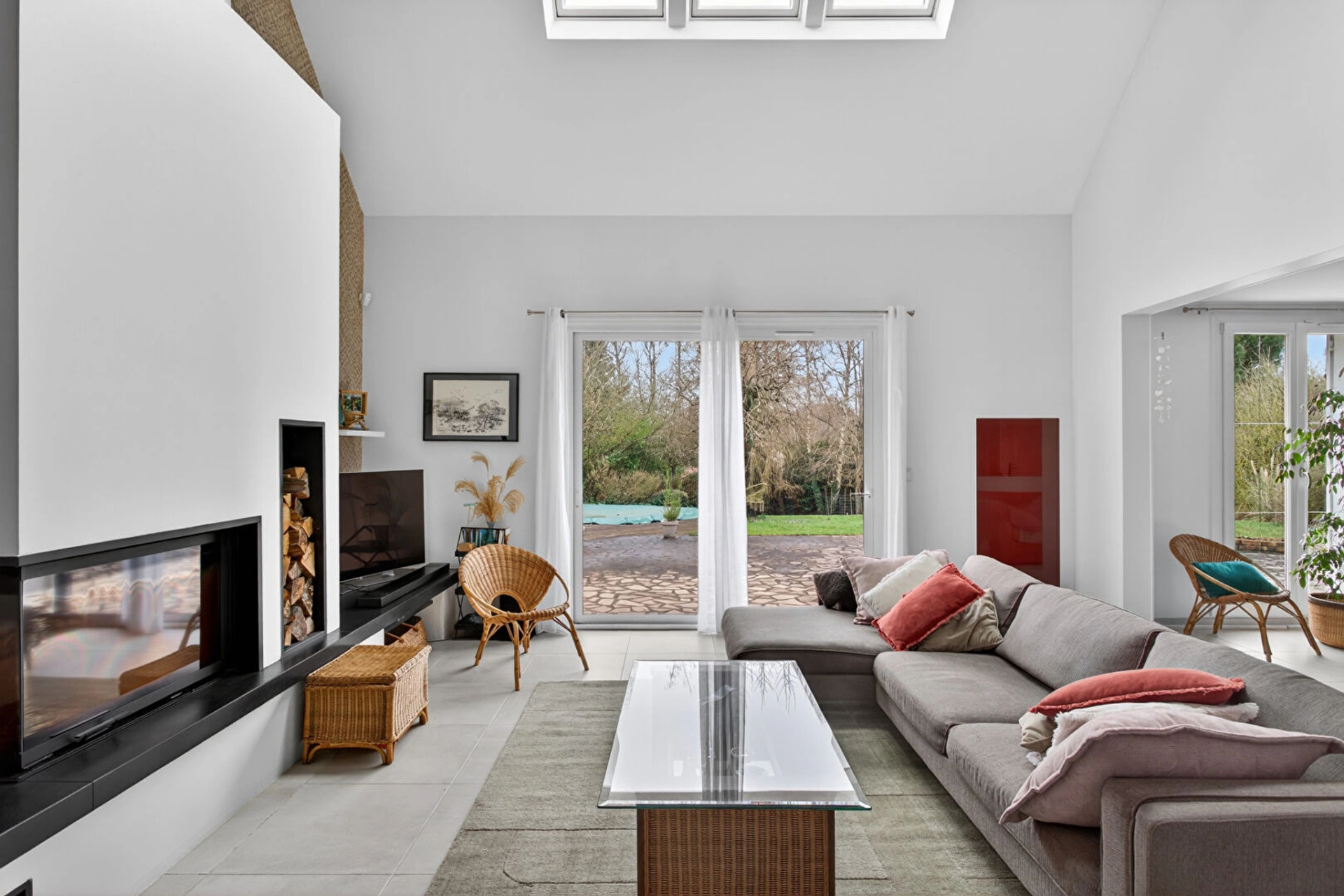 Maison récente de 254 m2 sur grand terrain de 1800 m2 6