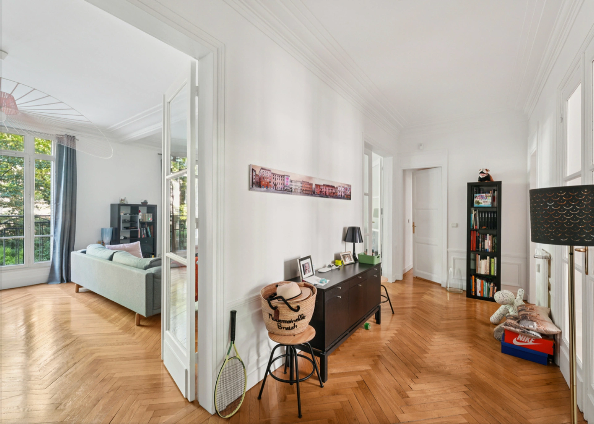 Appartement familial lumineux avec de beaux volumes 3