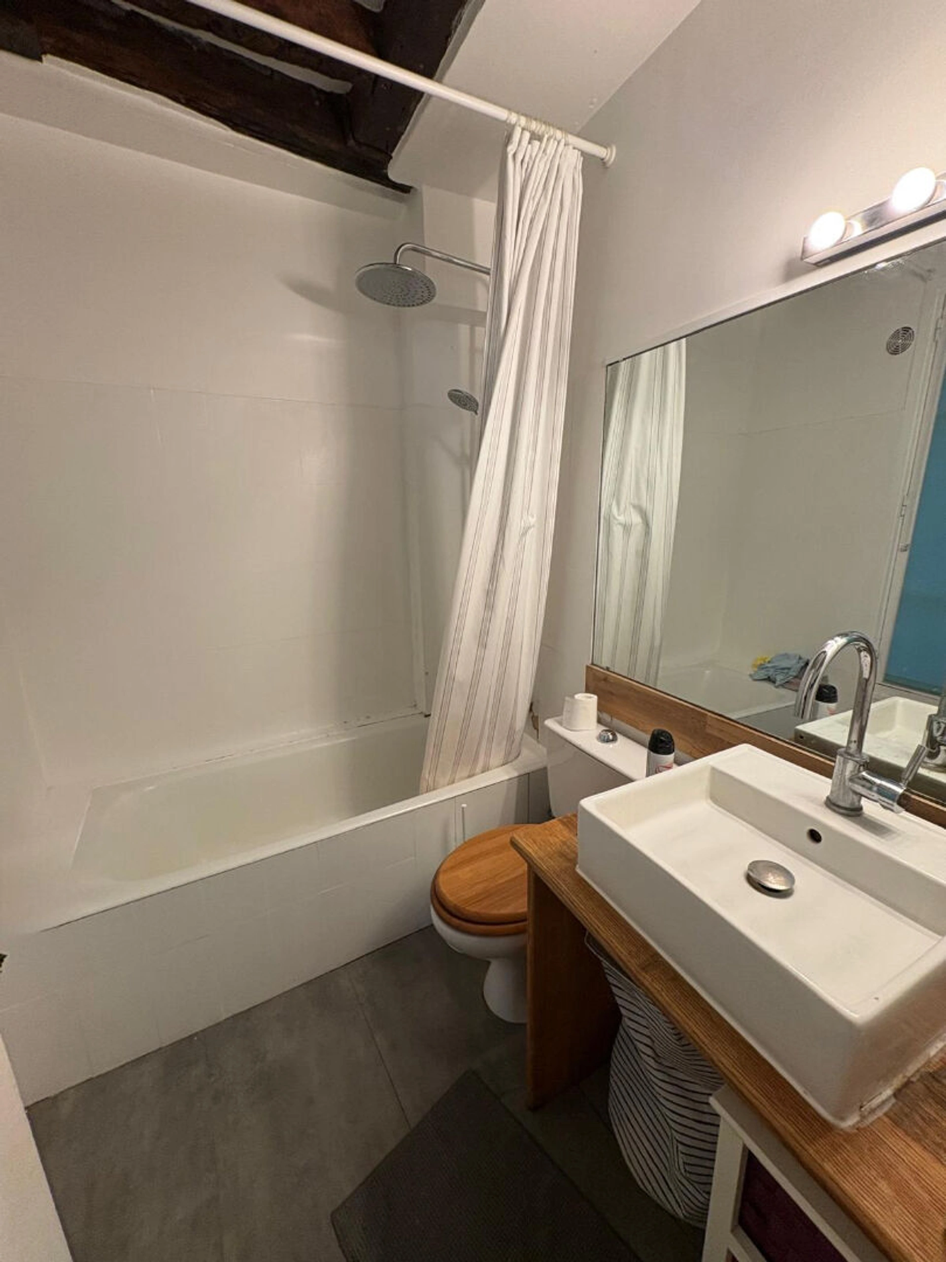 PARIS 2 - MONTORGUEIL TIQUETONNE 6