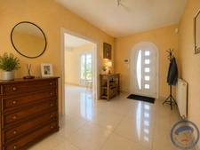 Fondettes   Maison familiale 152 m2 avec piscine et sous-sol