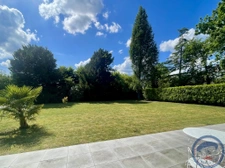 Fondettes   Maison familiale avec vie de plain-pied, piscine