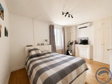 Maison de ville rénovée - 73 m2 avec cave et cour sans vis-à