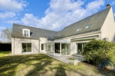 SAINT-AVERTIN   Maison familiale 235 m2   Impasse calme   Ja