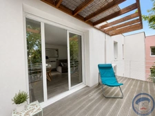Dernier étage avec terrasse sur parc   T2 de 49 m2 avec park