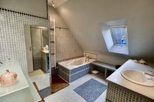 Maison d'architecte avec piscine