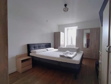 SPACIEUSE MAISON FAMILALE EN CENTRE BOURG DE CHAVAGNES EN PA