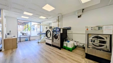 Fonds de commerce pressing de 75 m²