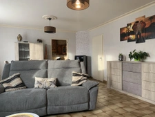 Maison de plain pien dans le centre ville du BOUPERE 170 000