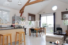 [Anne] Maison en pierre coeur de Bourg