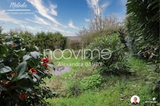 [Mélodie] Maison en pierre et ses dépendances