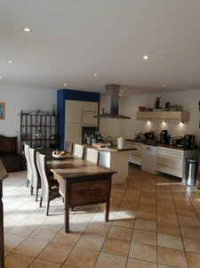 MAISON FAMILIALE 5 CHAMBRES à VENDRE à Saint-Gérand-Croixanv