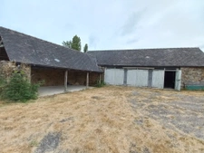 MAISON EN PIERRE A VENDRE 3 CHAMBRES DANS UN HAMEAU EN BRETA