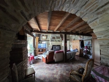 SUPERBE LONGERE EN PIERRE-Charme et sérénité dans un hameau 