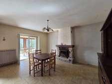 A VENDRE Maison avec fort potentiel  Environnement calme pro