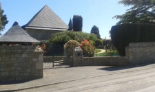 A VENDRE ELEGANTE DEMEURE FAMILIALE AVEC APPARTEMENT INDEPEN